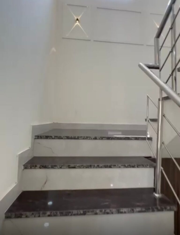 KOTHI FOR SALE